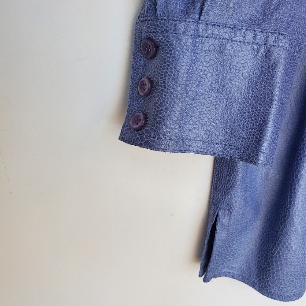 CHICO'S Vintage Snakeskin in Purple Button Up Shacket Top Y2K  Size L - …